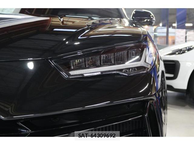 Lamborghini URUS 2024-05 8854501-13