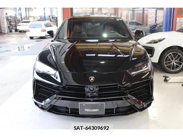 Lamborghini URUS 2024-05 8854501-9