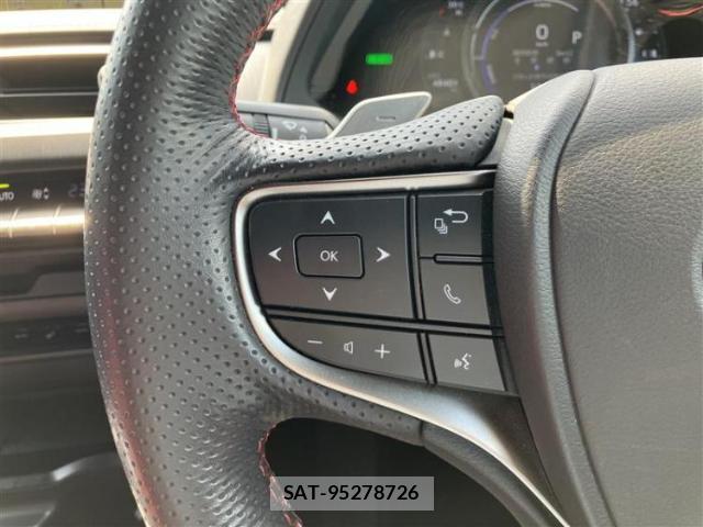 Lexus UX 2019-01 8854422-11