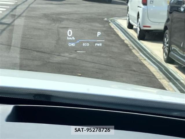 Lexus UX 2019-01 8854422-17