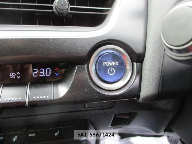 Lexus UX 2019-11 8854858-15