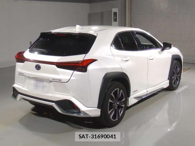 Lexus UX 2019-10 8855481-1