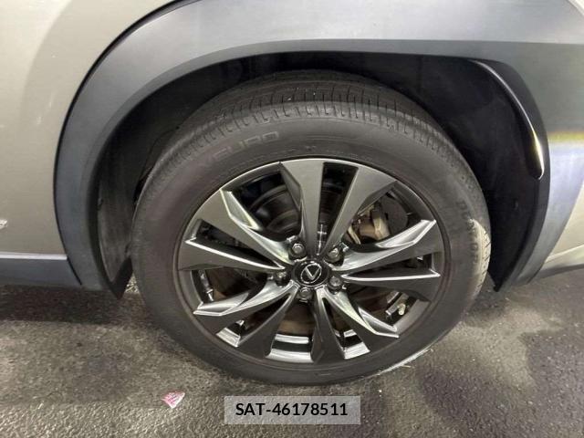 Lexus UX 2019-03 8855856-13