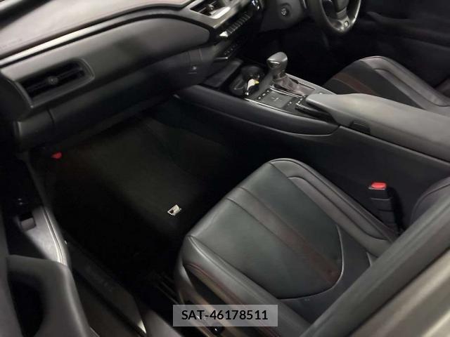 Lexus UX 2019-03 8855856-4