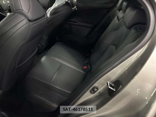 Lexus UX 2019-03 8855856-5