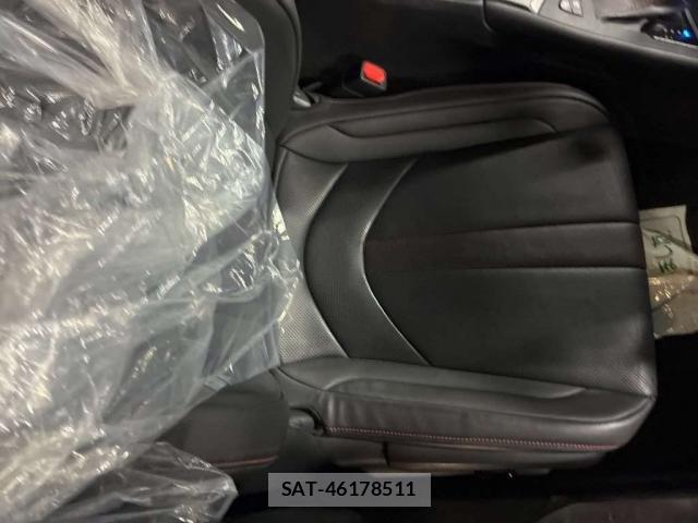 Lexus UX 2019-03 8855856-7