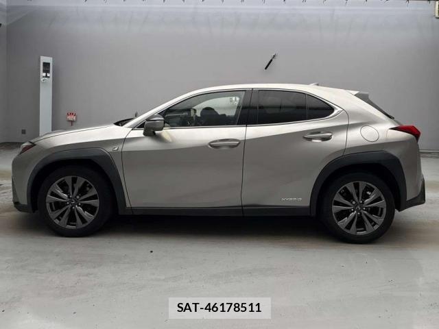 Lexus UX 2019-03 8855856-8