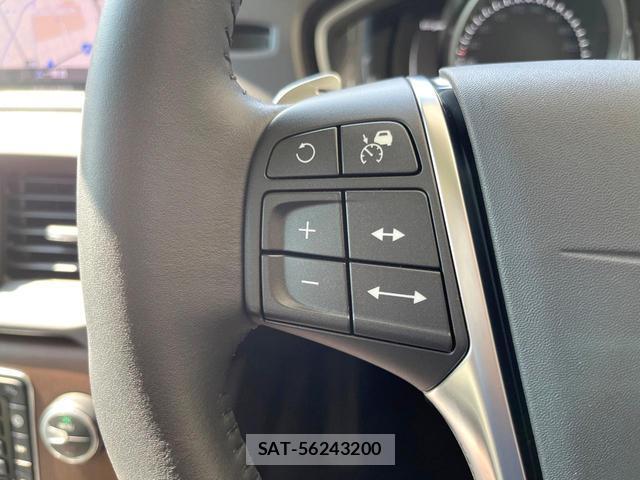 Volvo V40 2019-12 8853859-12