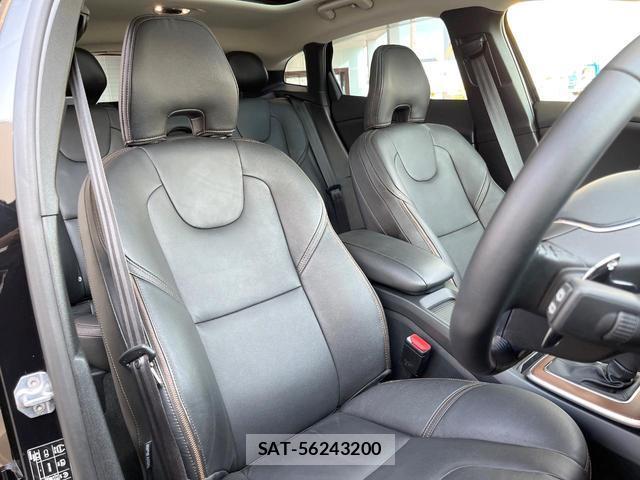 Volvo V40 2019-12 8853859-14