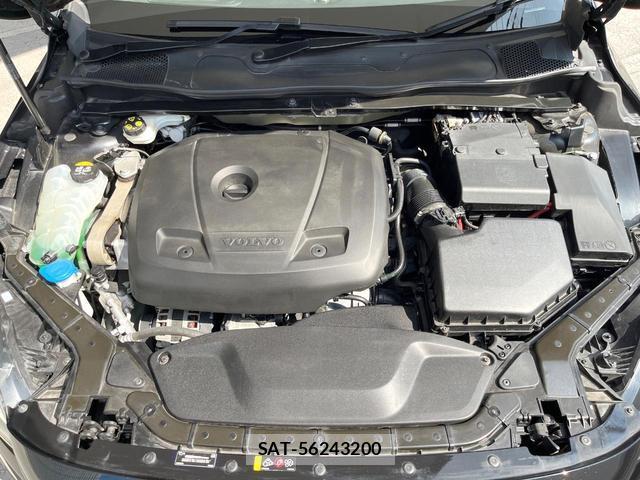 Volvo V40 2019-12 8853859-18