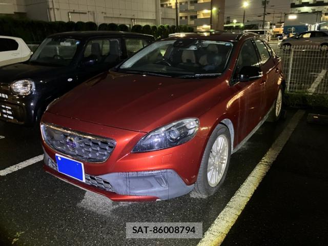 Volvo V40 2014-08 8854487-0