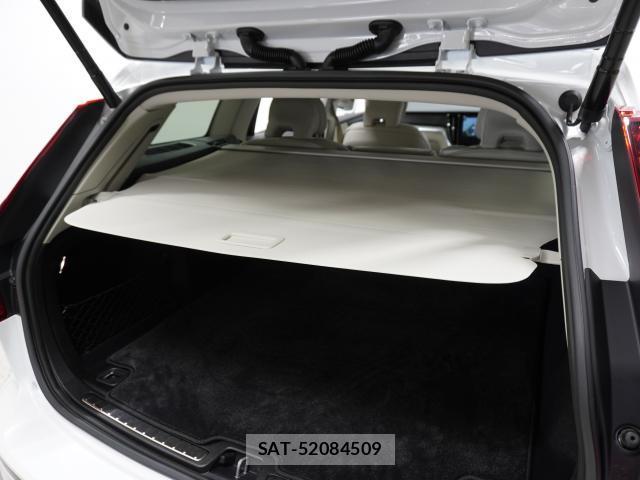 Volvo V60 2022-09 8854327-15