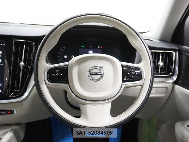 Volvo V60 2022-09 8854327-3