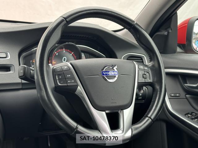 Volvo V60 2015-07 8854462-13