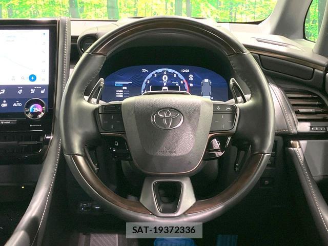 Toyota VELLFIRE 2023-10 8853986-11