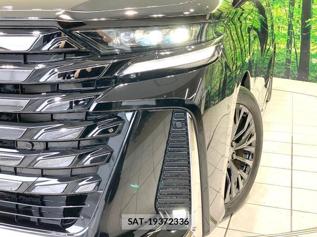 Toyota VELLFIRE 2023-10 8853986-12
