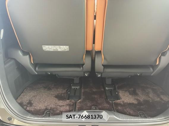 Toyota VELLFIRE 2024-03 8855383-17