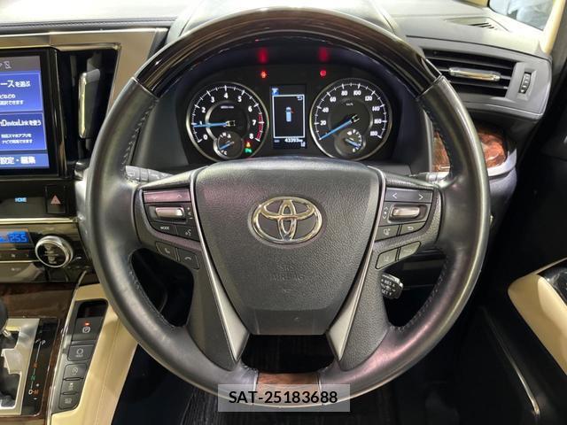 Toyota VELLFIRE 2019-06 8854230-10