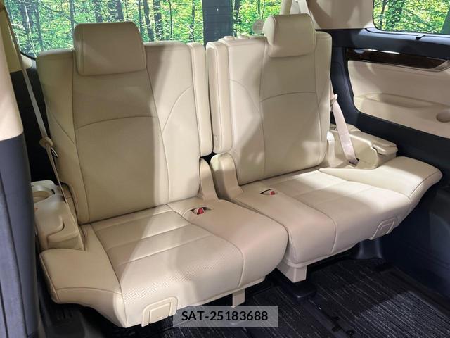 Toyota VELLFIRE 2019-06 8854230-8