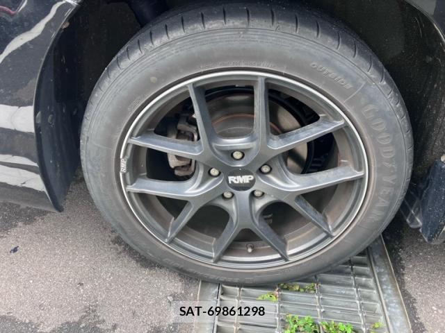 Toyota VELLFIRE 2014-10 8854569-3