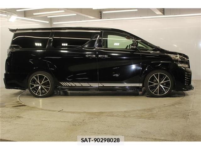Toyota VELLFIRE 2017-08 8854846-3