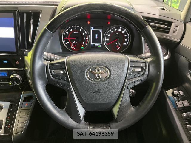 Toyota VELLFIRE 2019-08 8855165-11