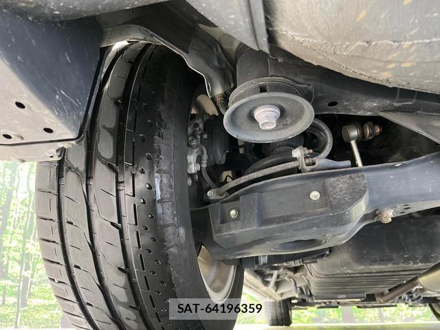 Toyota VELLFIRE 2019-08 8855165-19