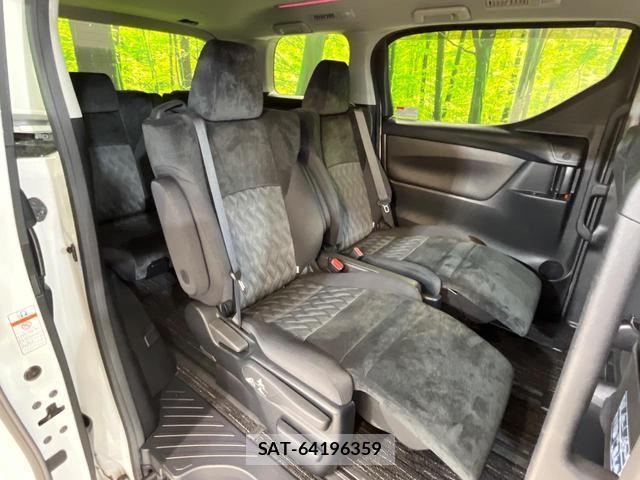 Toyota VELLFIRE 2019-08 8855165-8