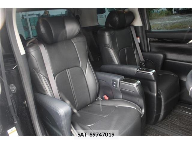 Toyota VELLFIRE 2017-07 8855603-18