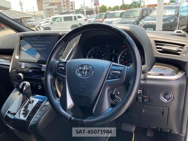 Toyota VELLFIRE 2017-08 8855702-13