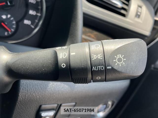 Toyota VELLFIRE 2017-08 8855702-14