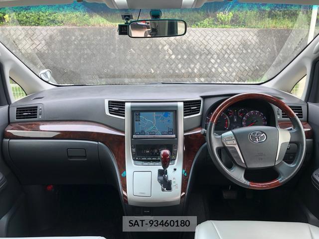 Toyota VELLFIRE 2014-02 8856499-1