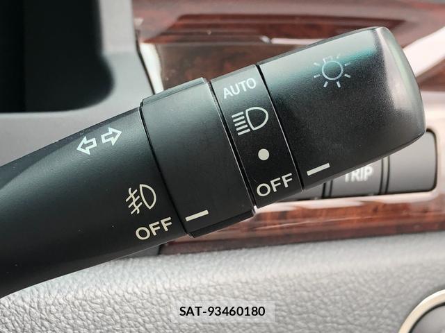 Toyota VELLFIRE 2014-02 8856499-12