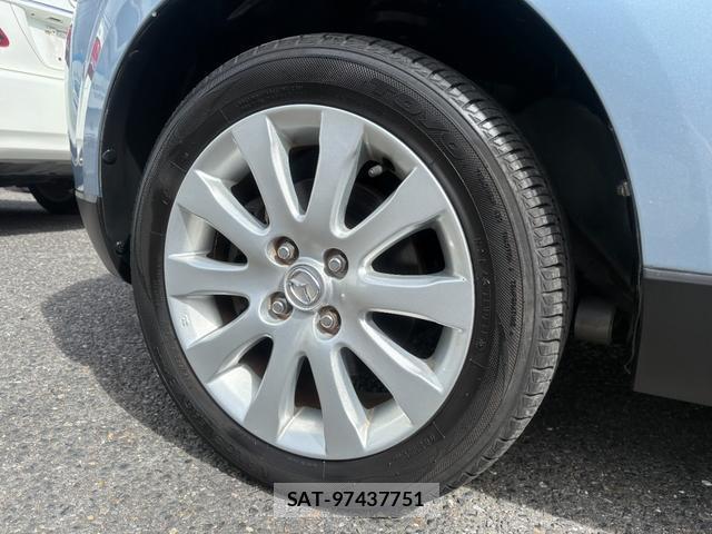 Mazda VERISA 2012-02 8854873-12