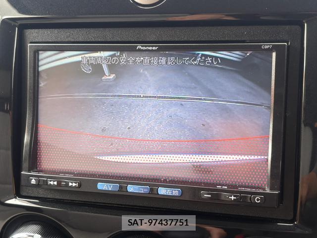 Mazda VERISA 2012-02 8854873-16