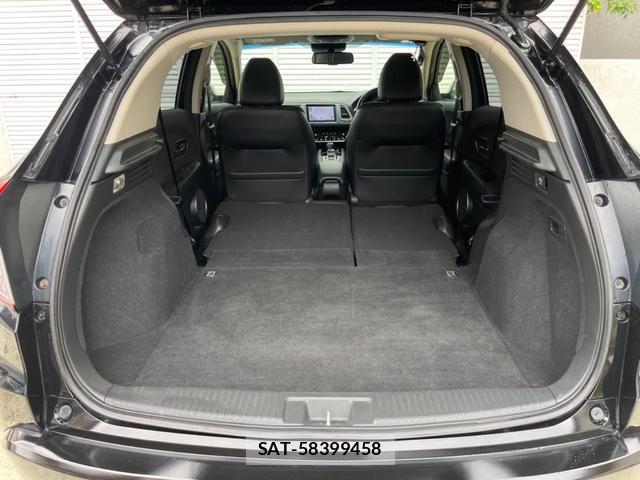 Honda VEZEL 2016-05 8853911-10