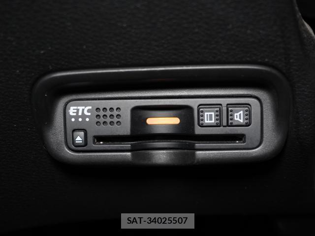 Honda VEZEL 2018-10 8854326-12