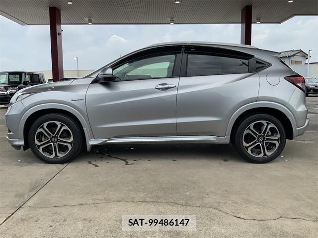 Honda VEZEL 2016-03 8854390-4