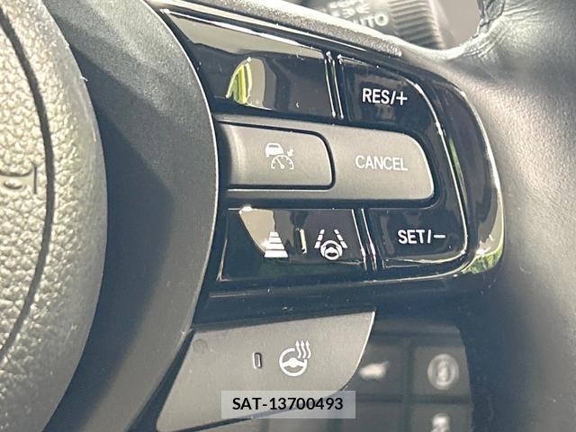 Honda VEZEL 2024-01 8854718-5