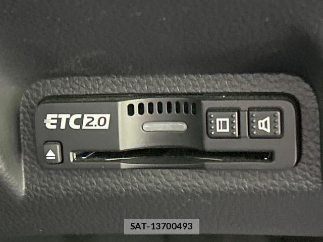 Honda VEZEL 2024-01 8854718-6