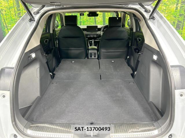 Honda VEZEL 2024-01 8854718-9