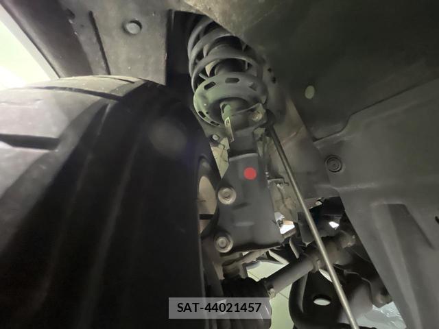 Honda VEZEL 2014-09 8855185-19