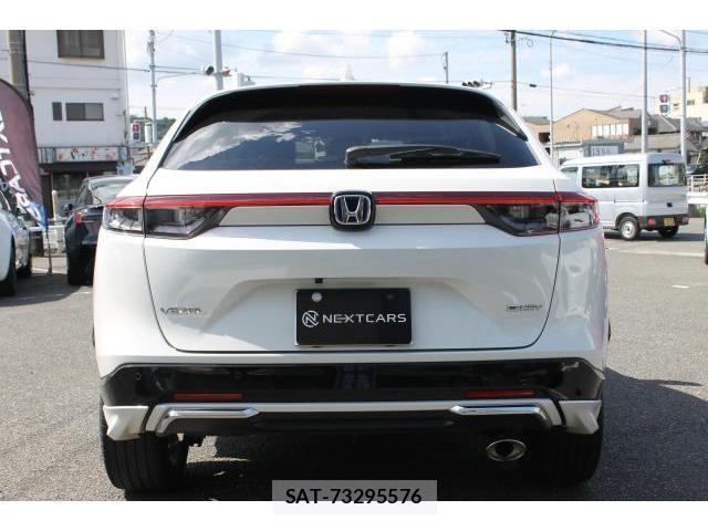 Honda VEZEL 2024-01 8855653-1
