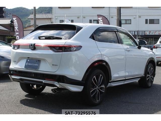 Honda VEZEL 2024-01 8855653-13