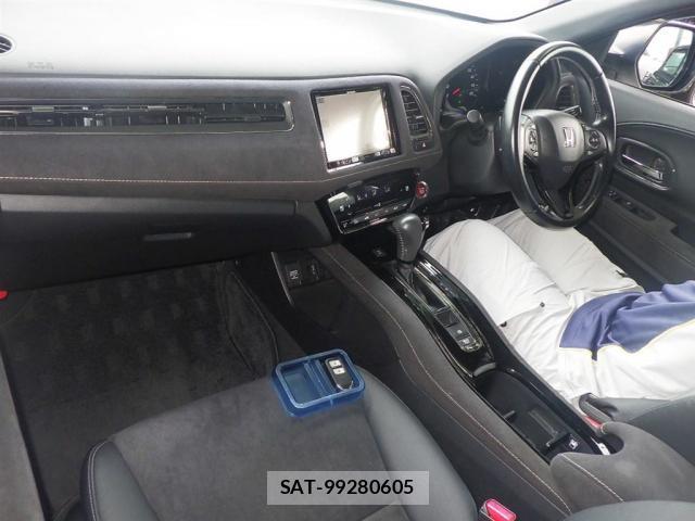 Honda VEZEL 2017-07 8855841-2