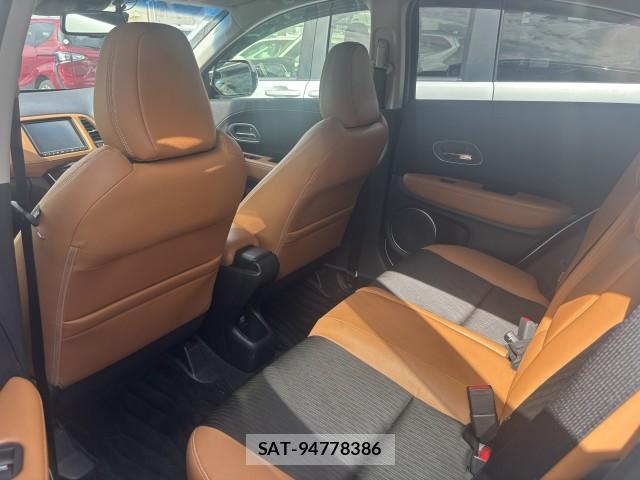 Honda VEZEL 2021-04 8856154-2
