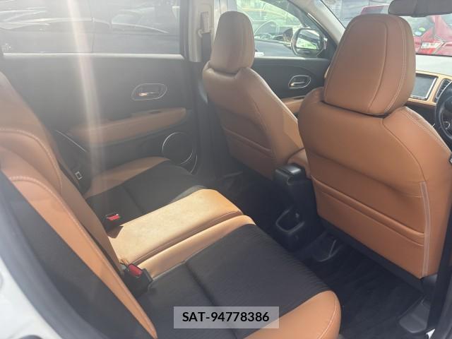 Honda VEZEL 2021-04 8856154-5