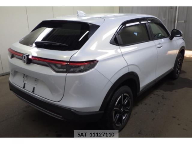 Honda VEZEL 2023-08 8856396-1