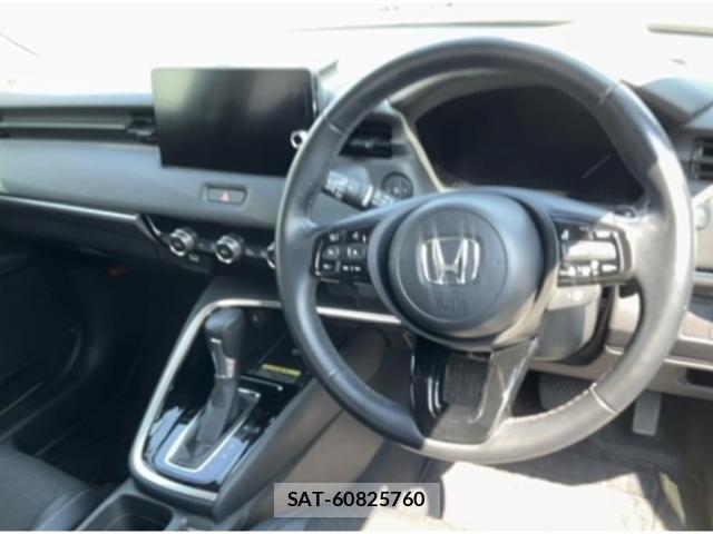 Honda VEZEL 2022-03 8856415-2
