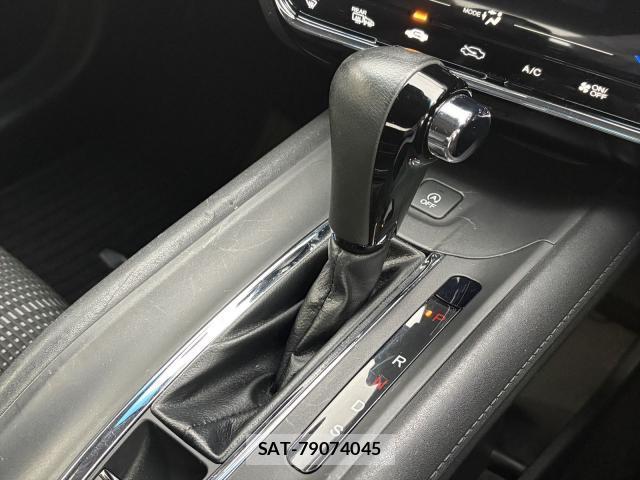Honda VEZEL 2014-09 8856521-15